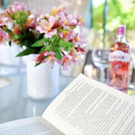 Away From * ポレッチ