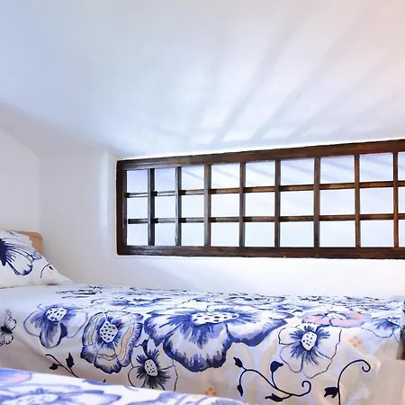 Away From * ポレッチ