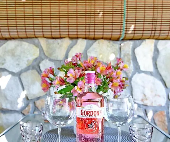 Apartman Away From Poreč